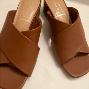 LC Lauren Conrad Brown Women's Sandals